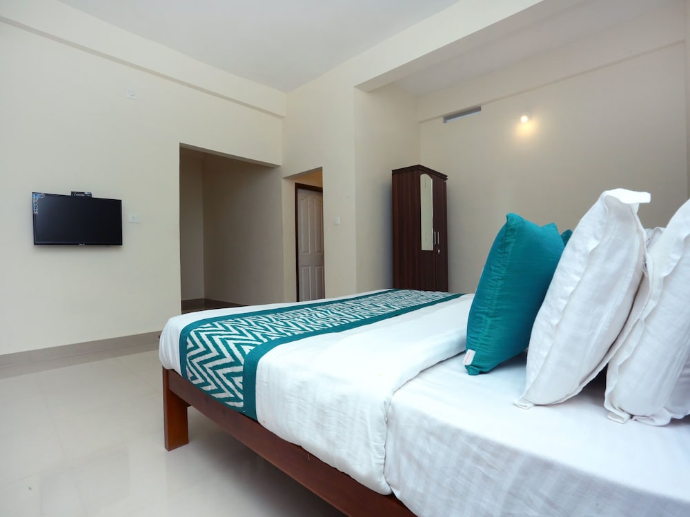 OYO 11516 Wayanad Royal Stream