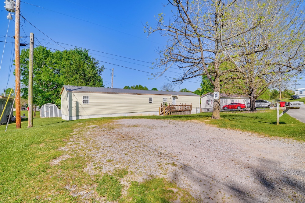 Corbin Vacations - Pet-friendly Corbin Vacation Rental  4 Mi to Town - Property Image 4