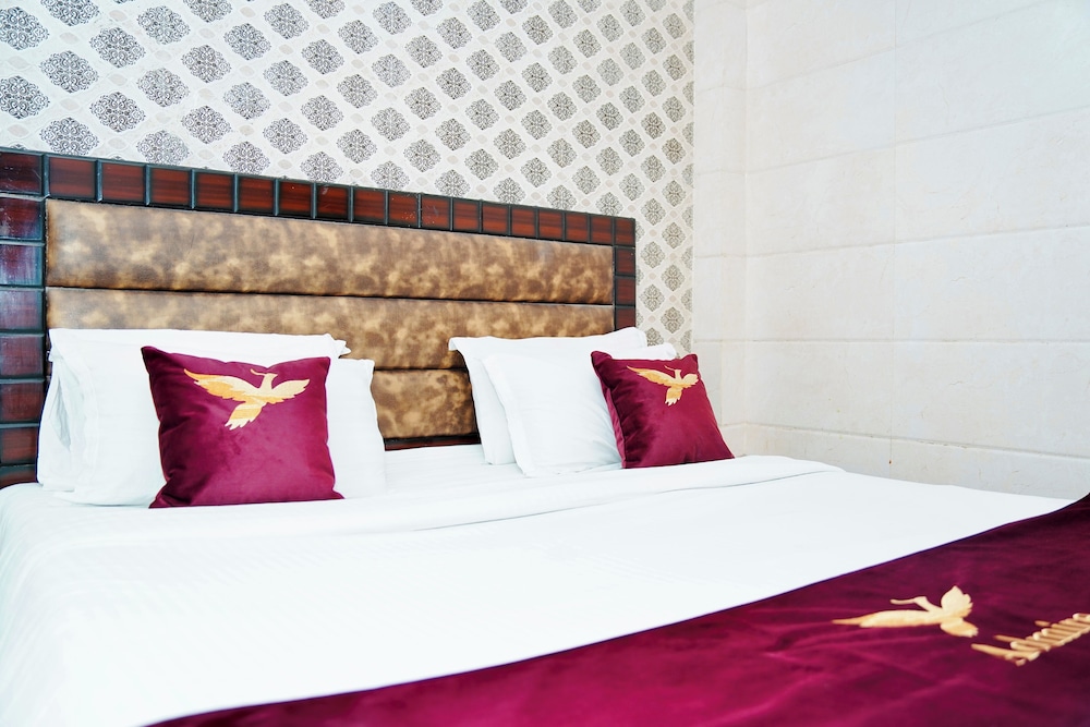 Hotel Arthcontinental By Admire Stays