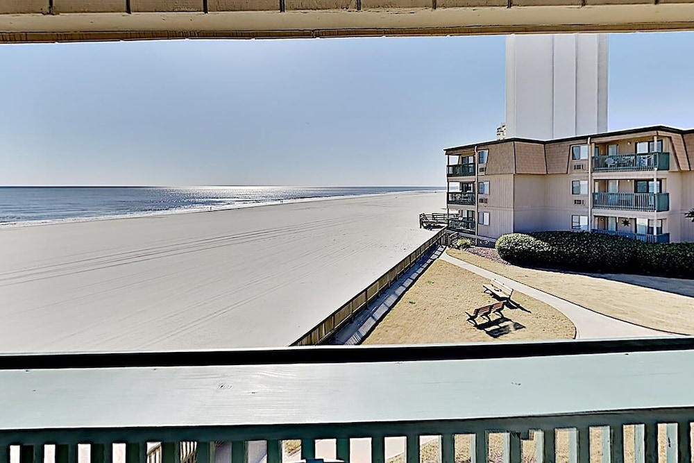 A Place At The Beach Iii 9530-2h 2 Bedroom Condo