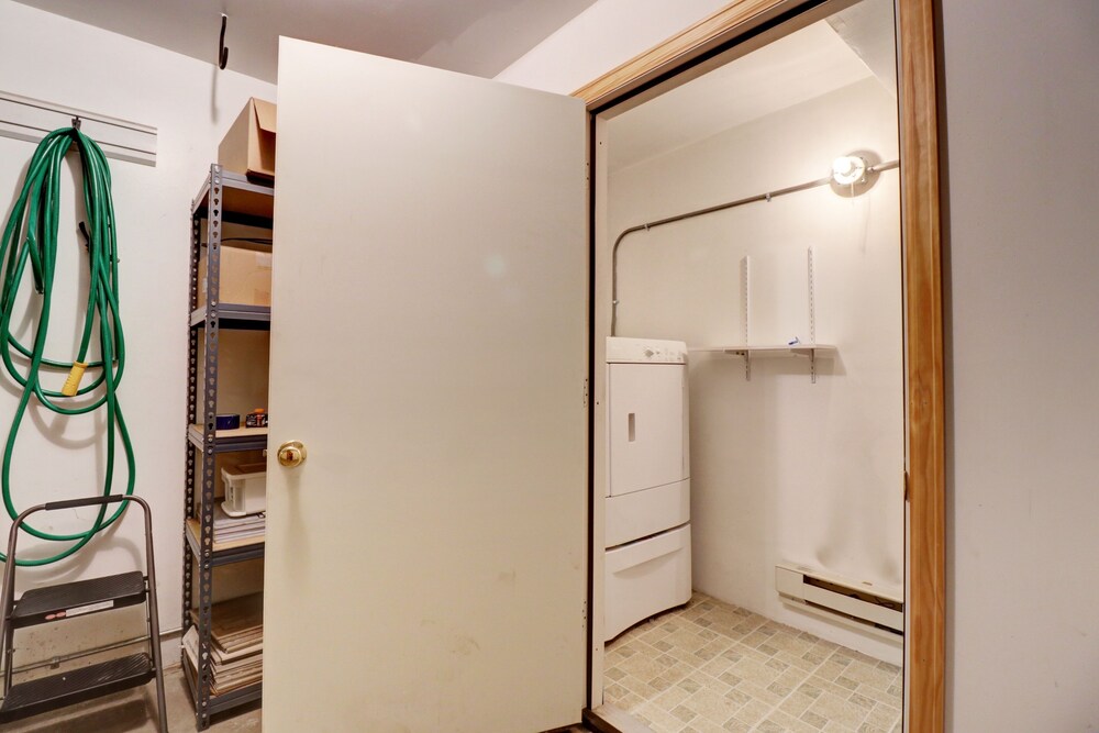 727b Meadow Creek 2 Bedroom Townhouse