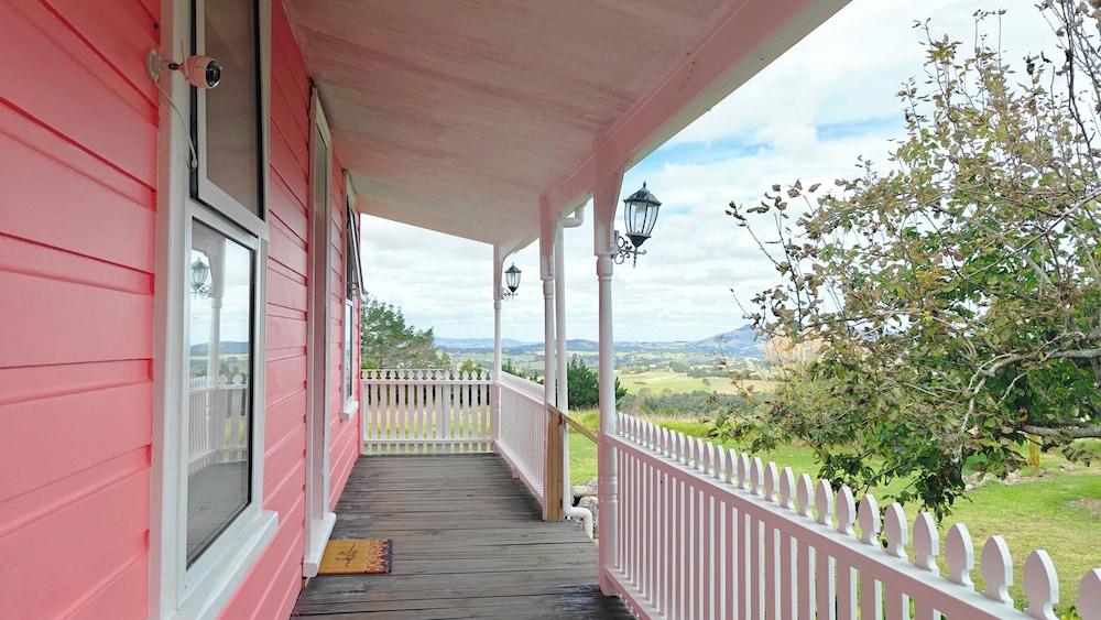 Top Hill House