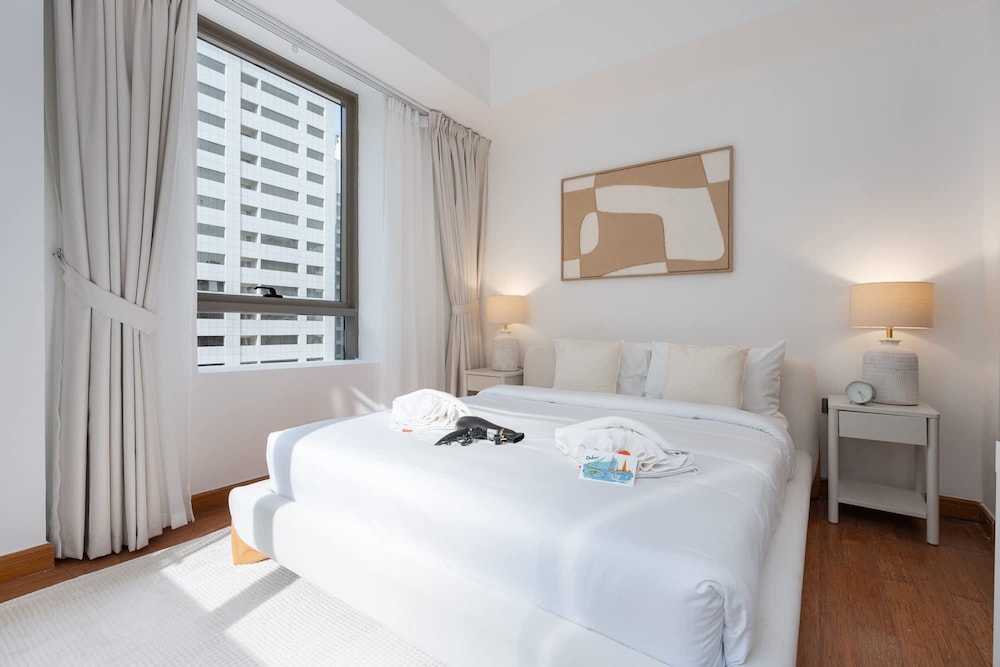 Spacious 1BR Haven for 2 in Al Barsha