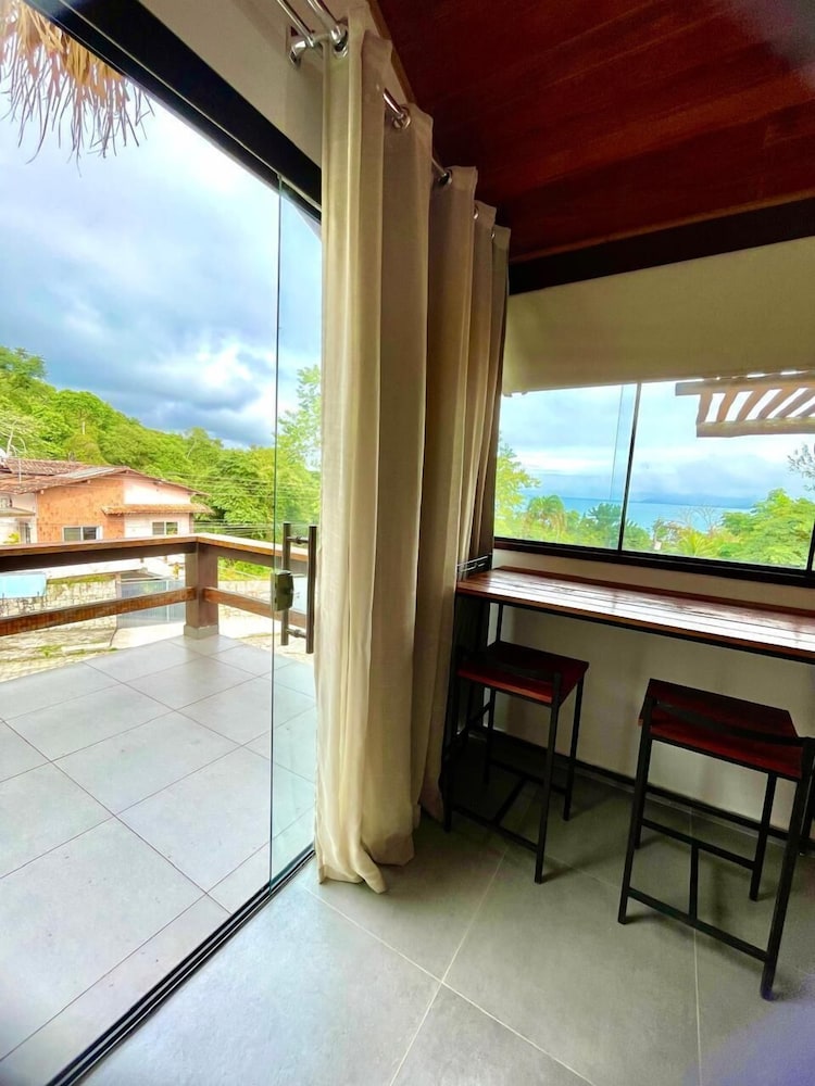 Santomar Guest House