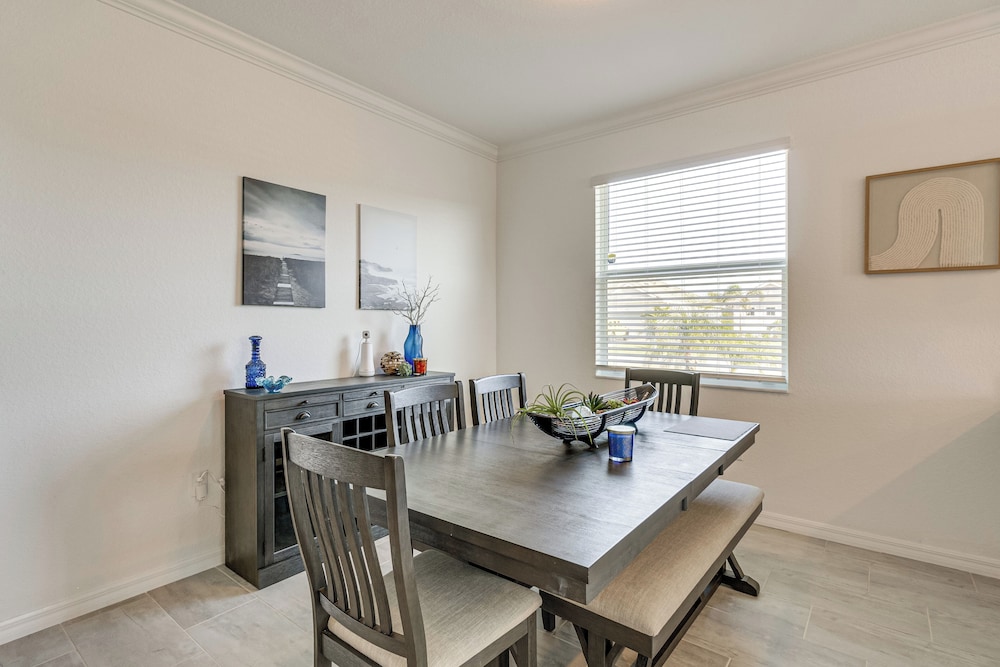 Coastal Home w/ Swim Spa & Lanai in Port Charlotte
