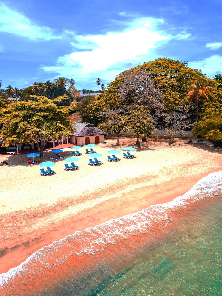 Mount Irvine Bay Resort