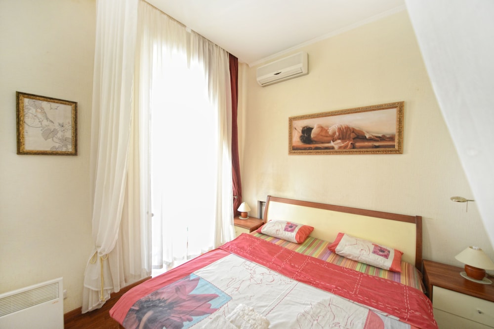 Kiev Accommodation Hotel Service