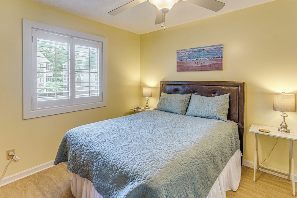 Poolside Fun + Ocean Strolls: Myrtle Beach Oasis!
