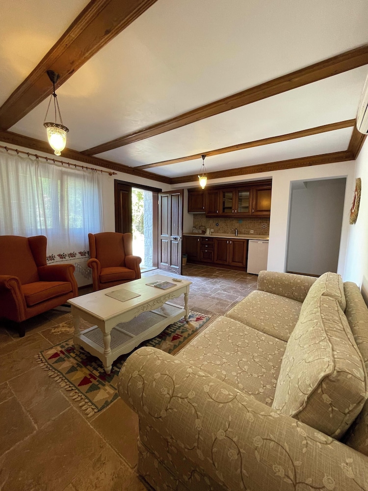 guesthouse by west
