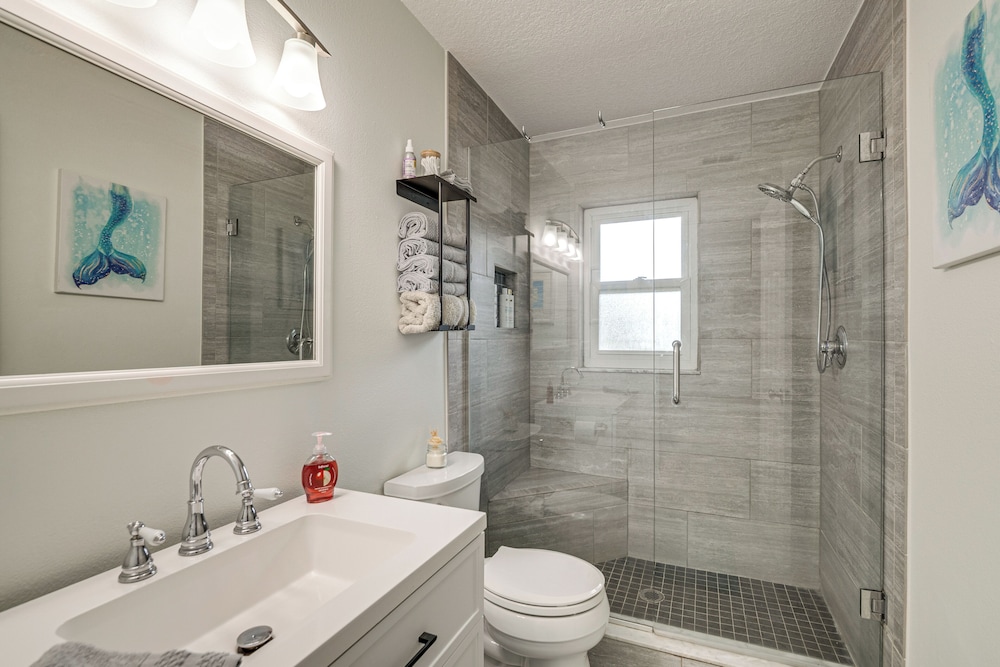 Pet-friendly Home 12 Mi to WEC & Dtwn Ocala!