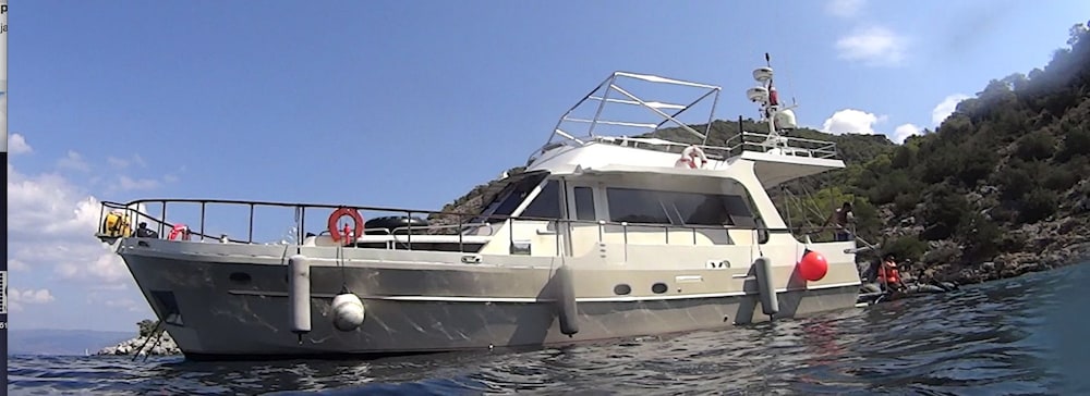 Dream House Boat photo 5