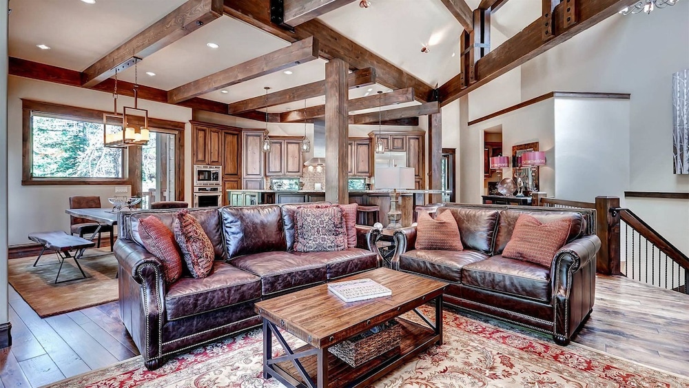 Breck_rocky_mtn_lodge