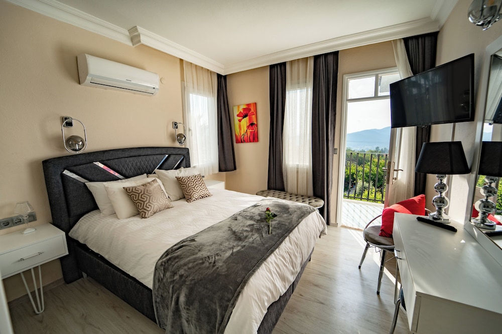 Carrington Suites Otel - Image 6