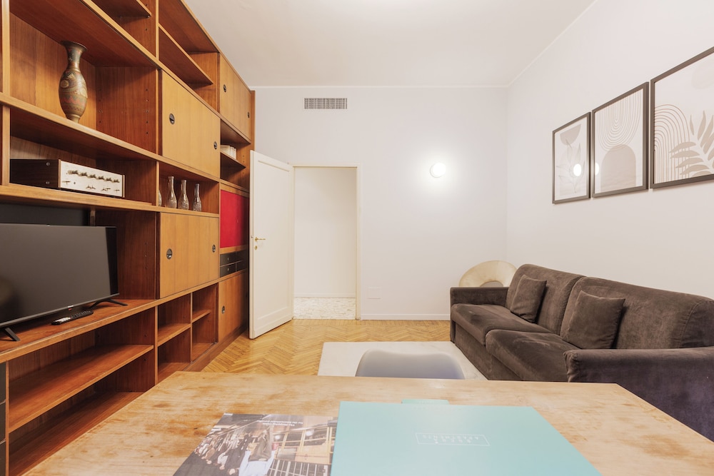 Brera Apartments in Garibaldi
