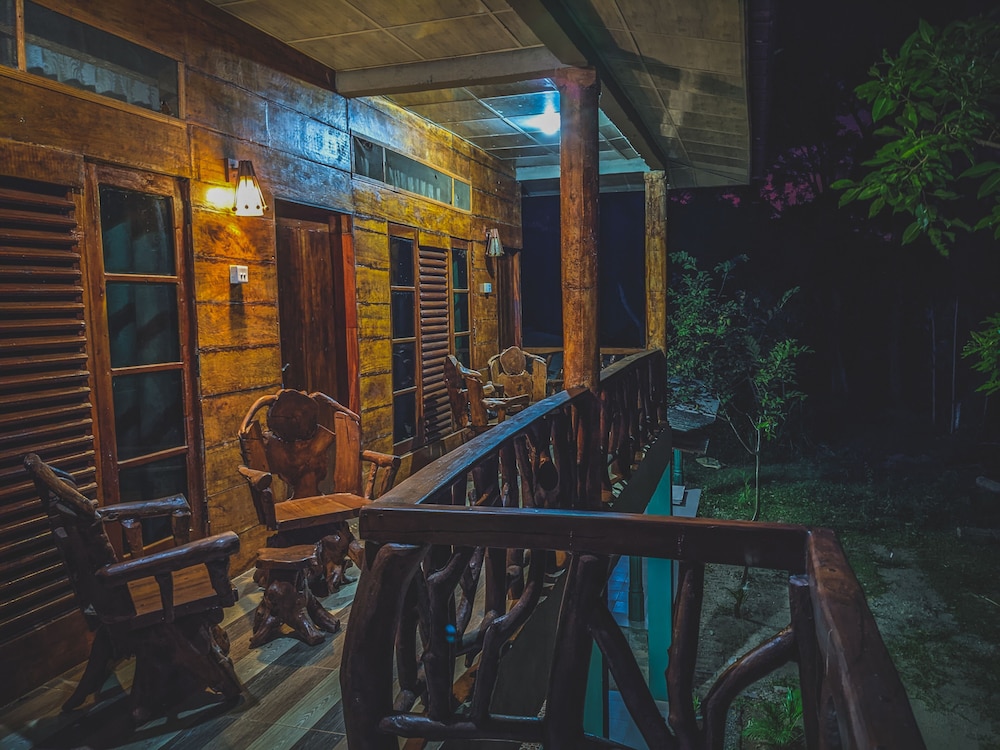 Sigiri Choona Lodge
