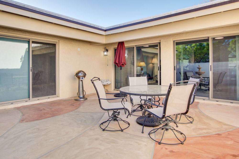 Luxe Tucson Vacation Rental w/ Community Pool view 4