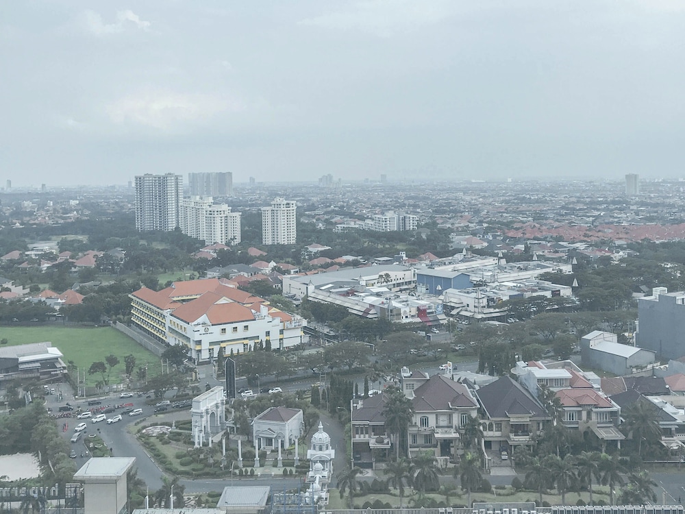 Serene and Tidy Studio at Benson Supermall Mansion Apartment
