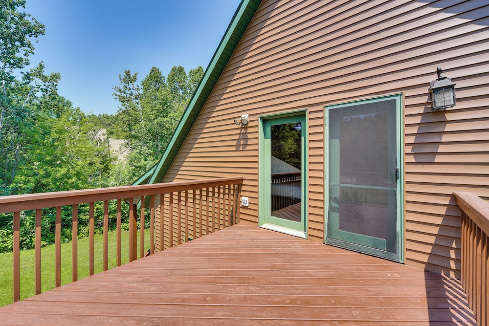 Private Boat Dock: Lake Wapogasset Retreat!