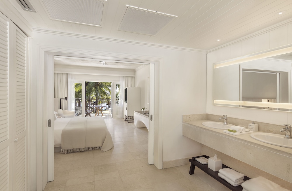 LUX* Le Morne 15