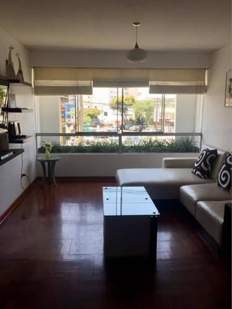 Exclusivo y moderno departamento