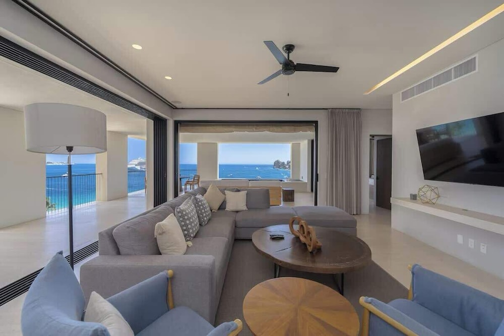 Medano Beach Cabo Resort 3 Bedroom