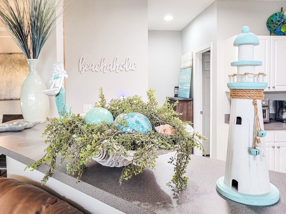 Legacy Villa 2604 - 2 Bedroom 2 Bath With Garage in Beachside Neighborhood