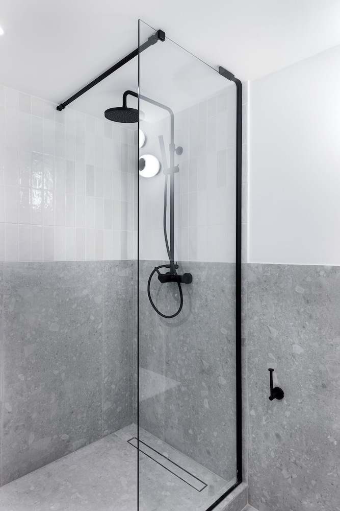 MoRe by Zoia Living