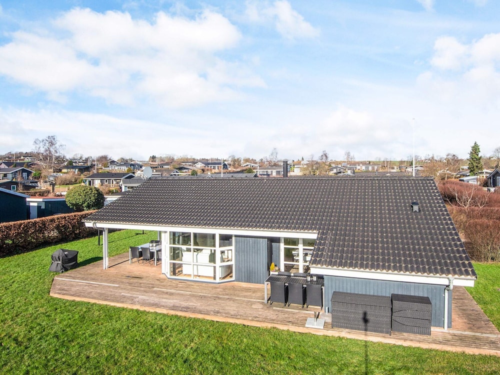 4 Star Holiday Home in Ronde