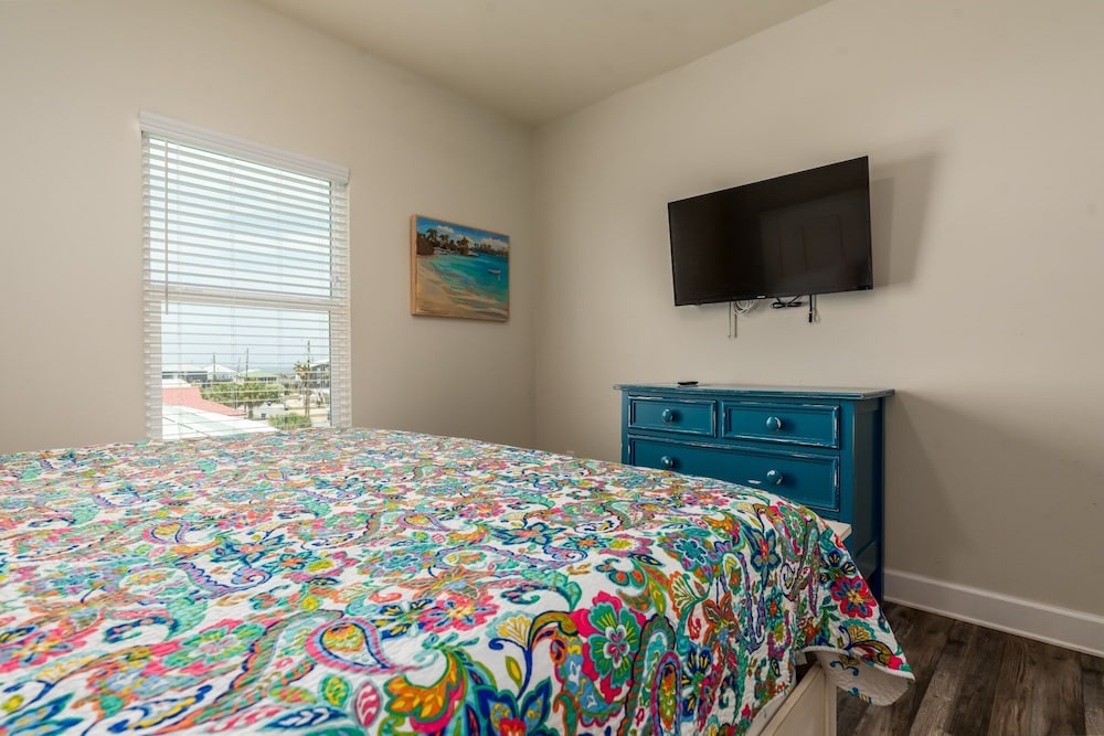 Coastal Château - 2239 Mallard St 6 Bedroom Home