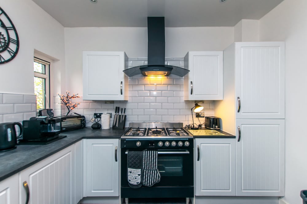 Cosy & Central 2Bd Apartment Milngavie, Glasgow