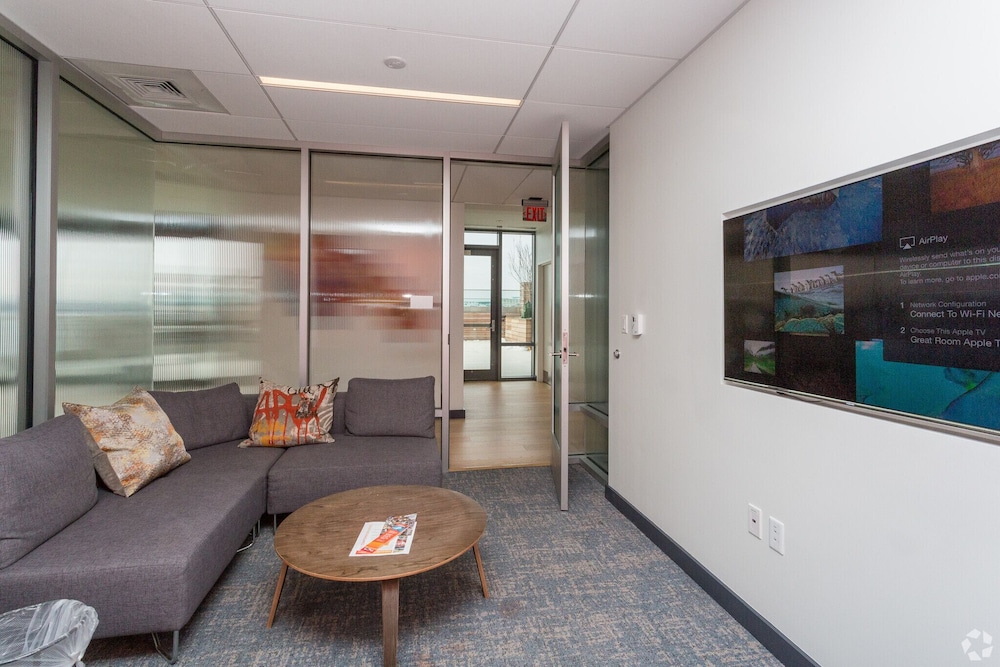Luxury Apartments by Hyatus Downtown Boston