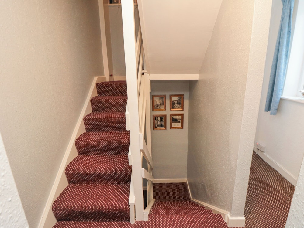 3 Anchor Cottage
