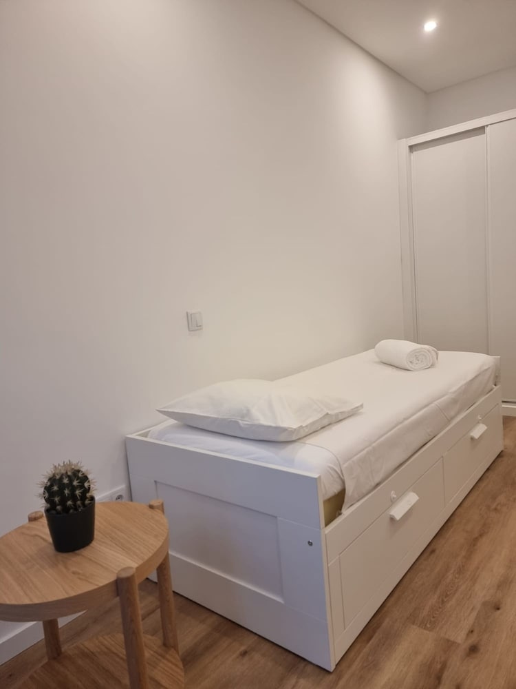 Downtown Faro Luxury Flat With Balcony