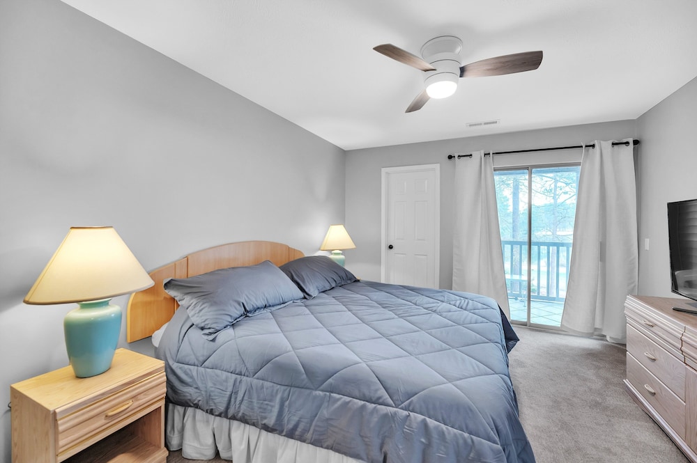 True Blue Golf Retreat 11h 3 Bedroom Condo