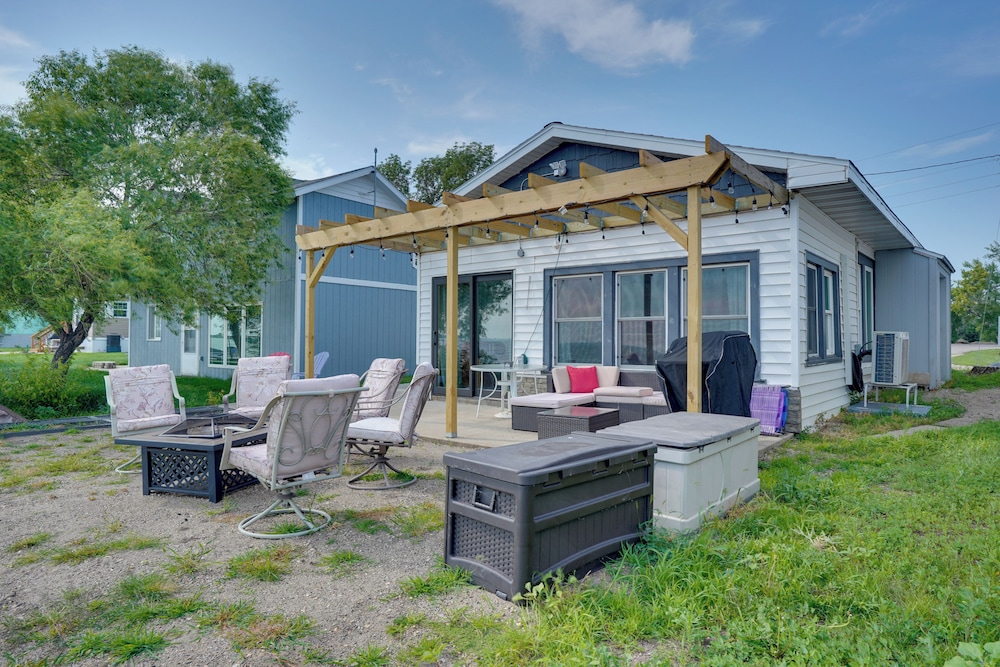 Lakefront Vacation Rental With Fire Pit  Dock! - Property Image 1