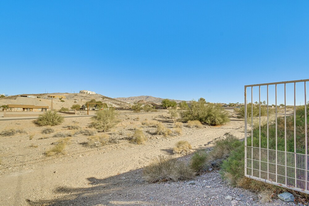 Grill, Fire Pit & Pool: Lake Havasu City Home!