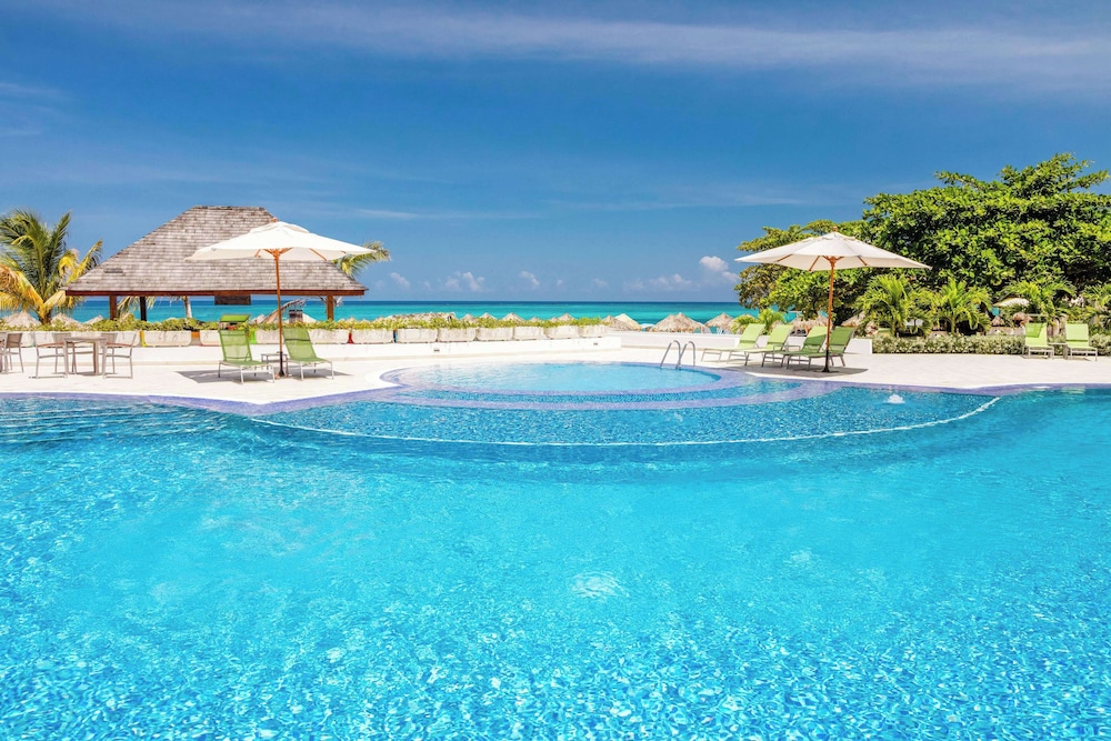 Grand Decameron Cornwall Beach, A Trademark All-Inclusive Resort