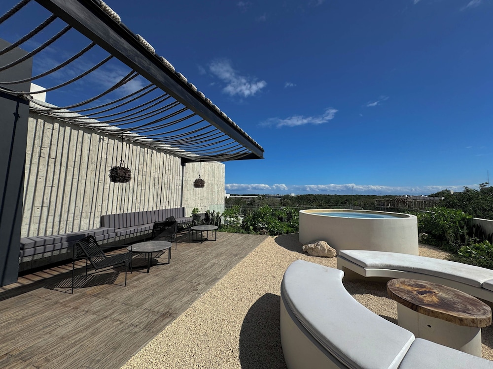 Luxury Studio Private pool IIK C409SF
