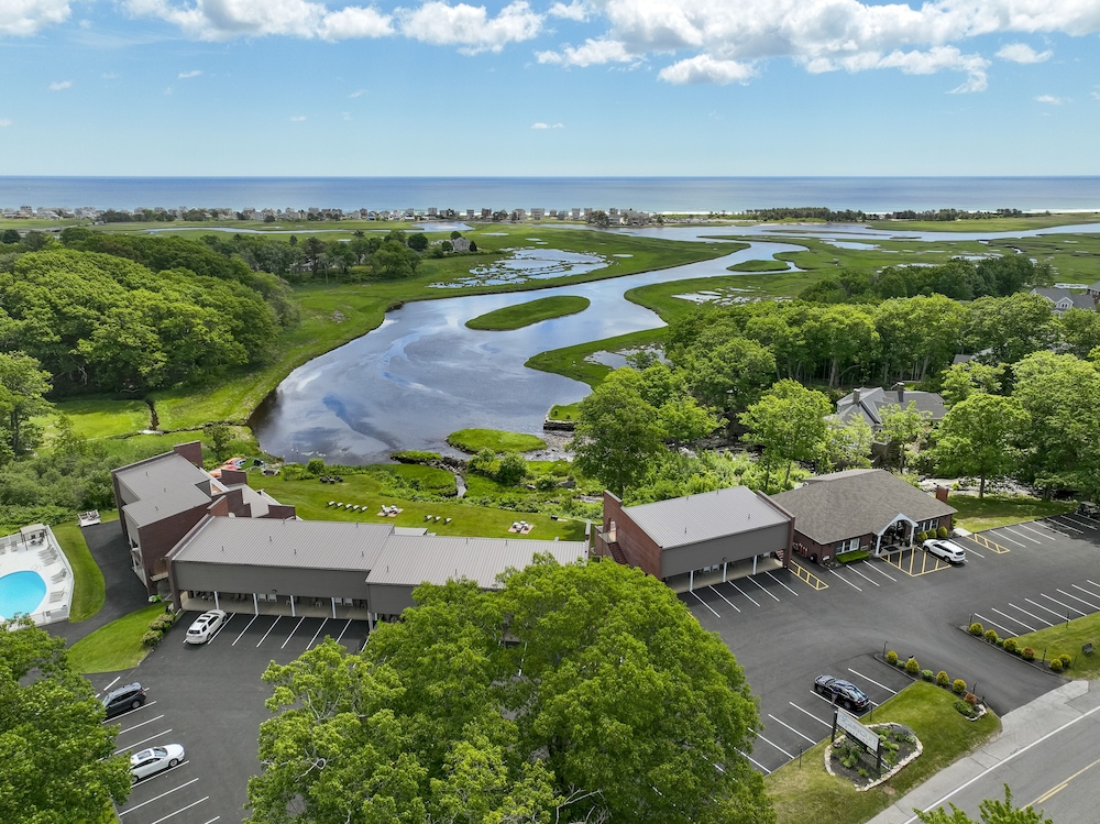 Ogunquit River Inn Suites - Property Image 11