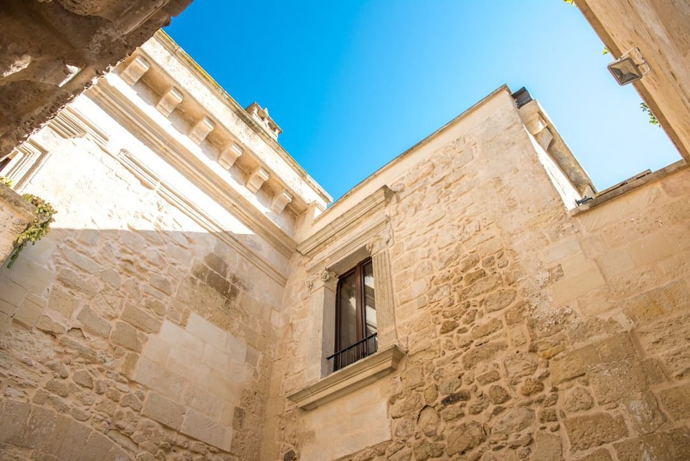 Castromediano Suite Palace