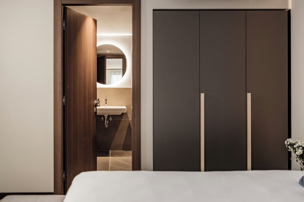 Isabella Suites