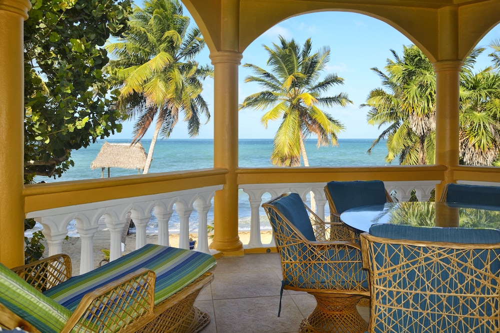 Blue Parrot Beach House