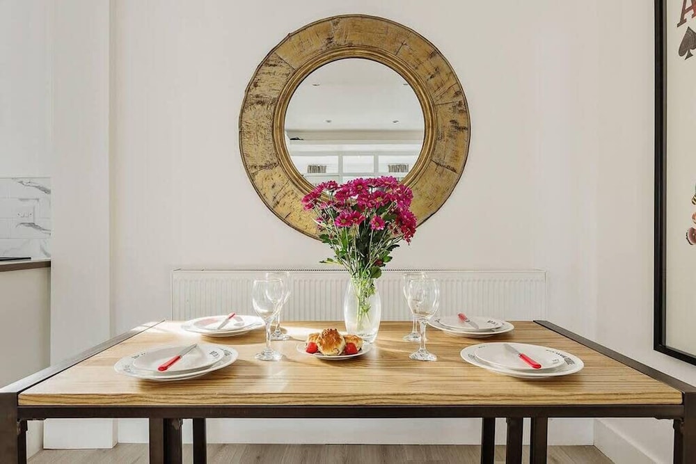 Host Stay Slater Street Apartments V