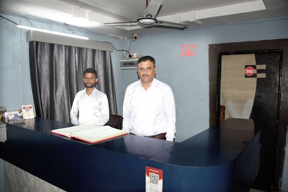 HOTEL DIVYA PALACE