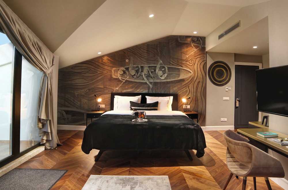 39 Kalamış Marina Oteli - Image 30