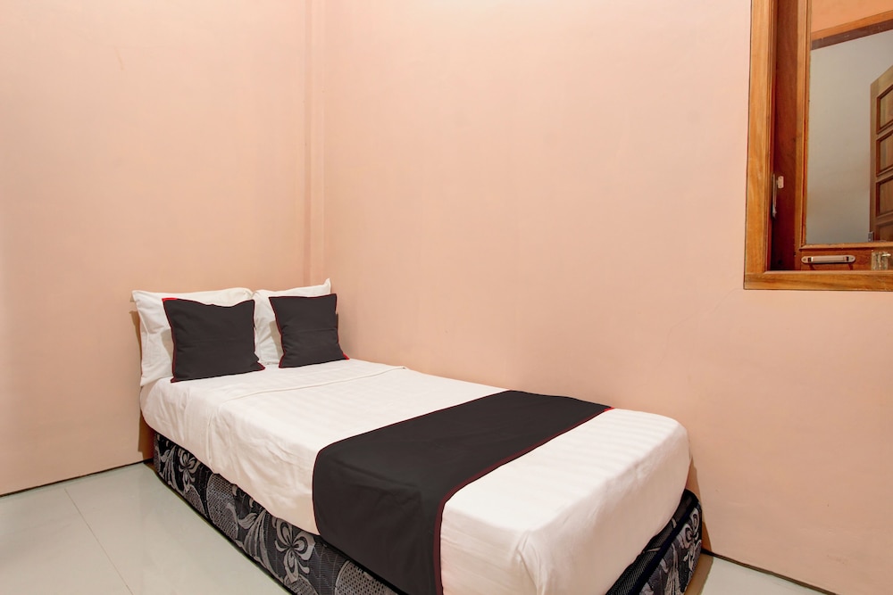 Hotel O Guesthouse Alun Alun Purwokerto
