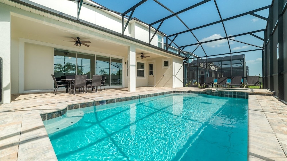 Solara Resort 7 Bedroom Private Pool Home with Game Room 7 Home
