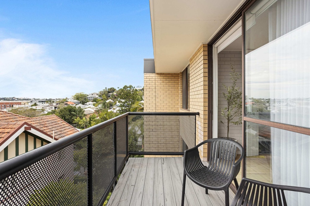 Spacious 1-bed in the Heart of Teneriffe