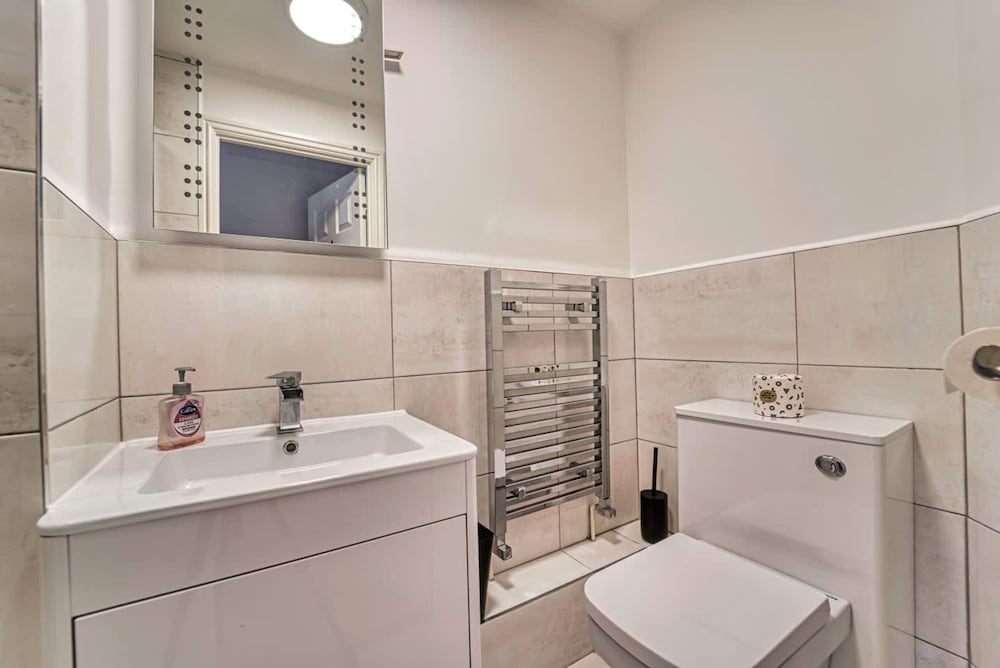Host Stay Lion Court