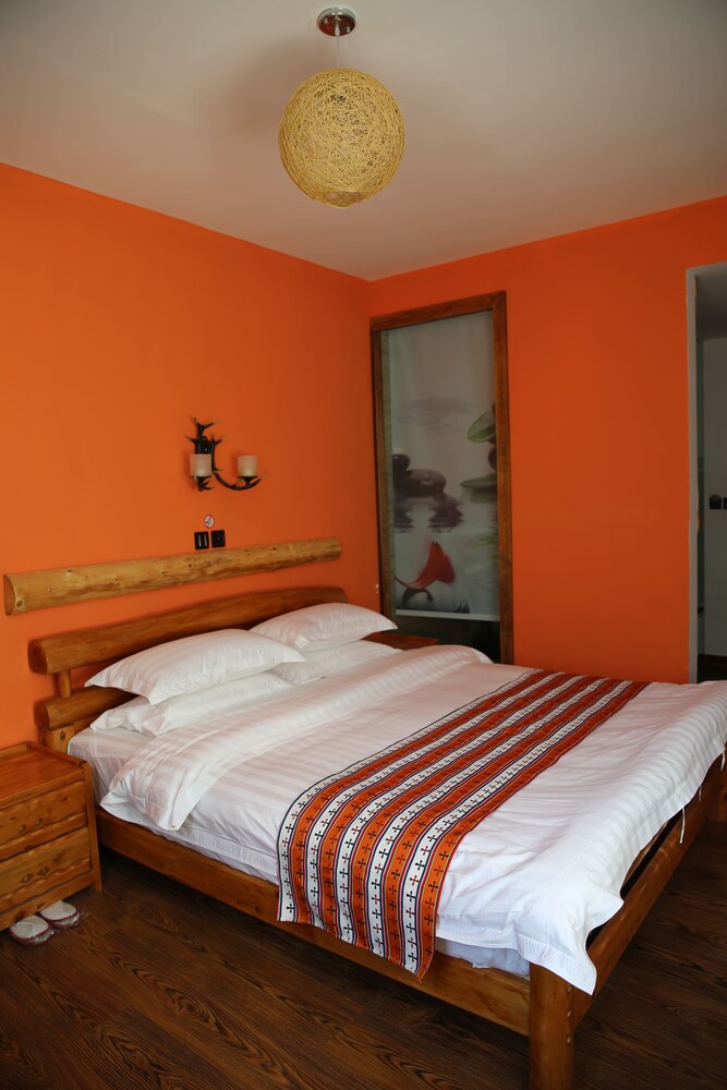 Nirvana Hotel - Hostel